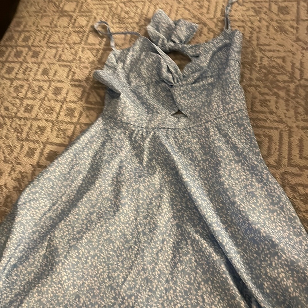 MEDIUM FLORAL DRESS